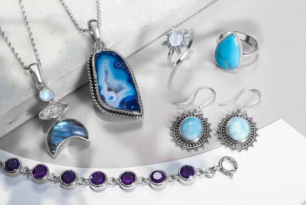 Bijoux en pierre naturelle : idées tendances et choix judicieux